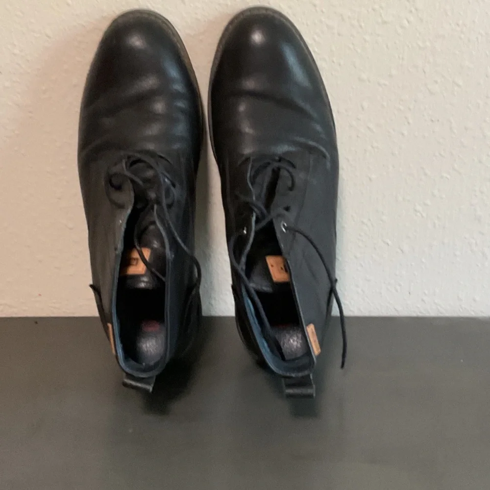 PIKOLINOS classic black